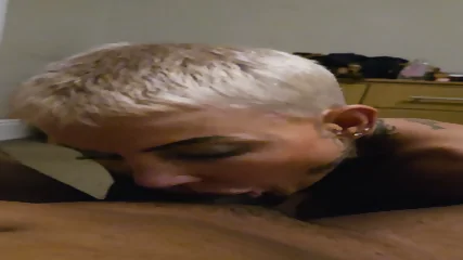 Tattoo Girl Kat Blowjob - Video Porno Gratuite HD | Jeux de Rue