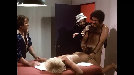 Amanda By Night (1981) - Video Porno Gratuite HD | Jeux de Rue