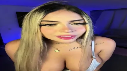 Mia White Pink - Video Porno Gratuite HD | Jeux de Rue