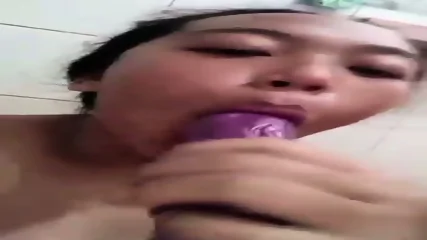 ABG Toge Colmek Pake Terong - Video Porno Gratuite HD | Jeux de Rue