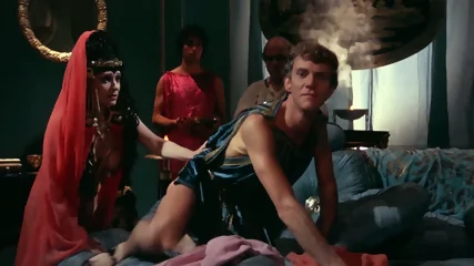 The Decadence Of Gaius - Video Porno Gratuite HD | Jeux de Rue