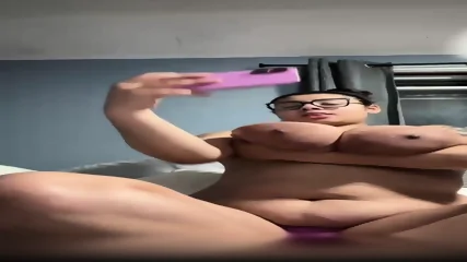 Big Titty Busty Latina Pyt - Video Porno Gratuite HD | Jeux de Rue