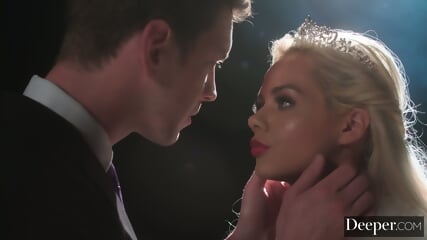 Elsa Jean Sex Doll