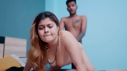 Desi Bhabhi Seduce By Her Naughty Devar - Video Porno Gratuite HD | Jeux de Rue