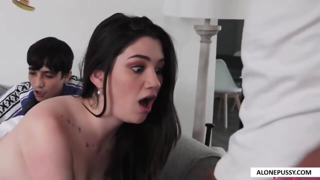 Busty Stepsister Hot Porn - Video Porno Gratuite HD | Jeux de Rue