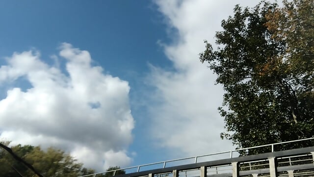 Outside wet jeans and hoodie - Video Porno Gratuite HD | Jeux de Rue