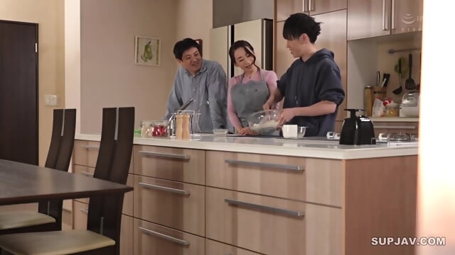 When MY Father In Law Is Away, I Get Into The Bath With My Step Mother In Law. Hot Sex With A Virgin Boy Miki Yoshi - Video Tendance HD | Jeux de Rue