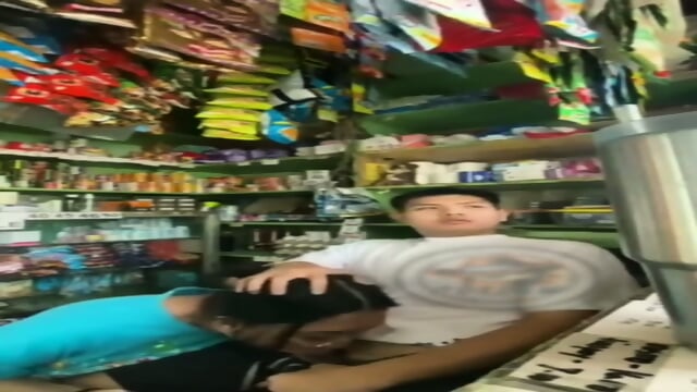 penjaga warung ajakin nyepong tante di embat Full Di - Vidéo premium HD - Amateur | Jeux de Rue